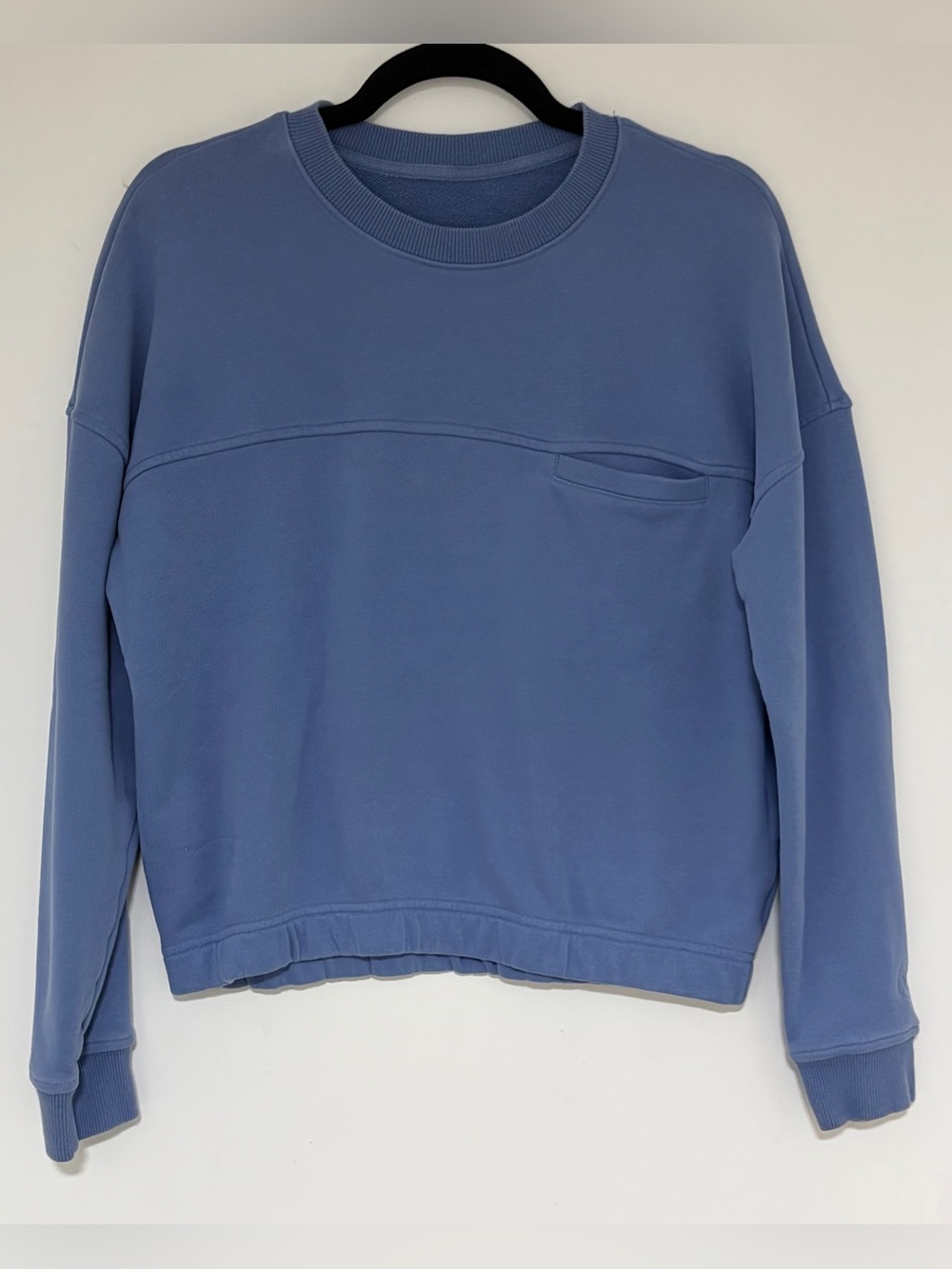 Vuori Women’s Sedona Blue Crew Neck Sweatshirt Size XS